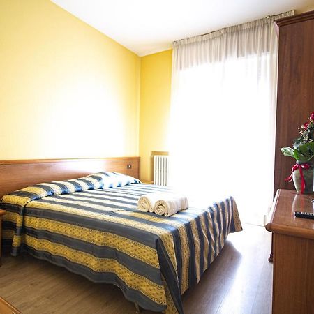 Hotel Prime - Montecatini エクステリア 写真