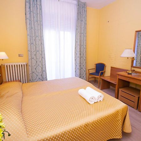 Hotel Prime - Montecatini エクステリア 写真