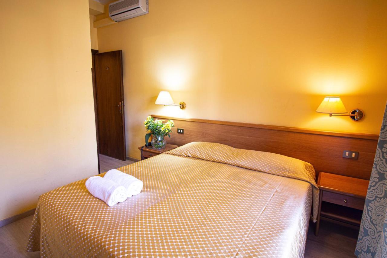 Hotel Prime - Montecatini エクステリア 写真