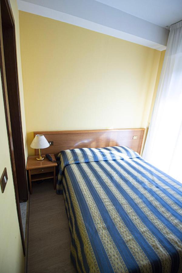 Hotel Prime - Montecatini エクステリア 写真