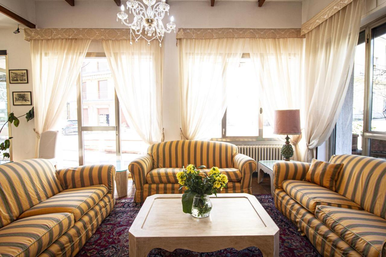 Hotel Prime - Montecatini エクステリア 写真