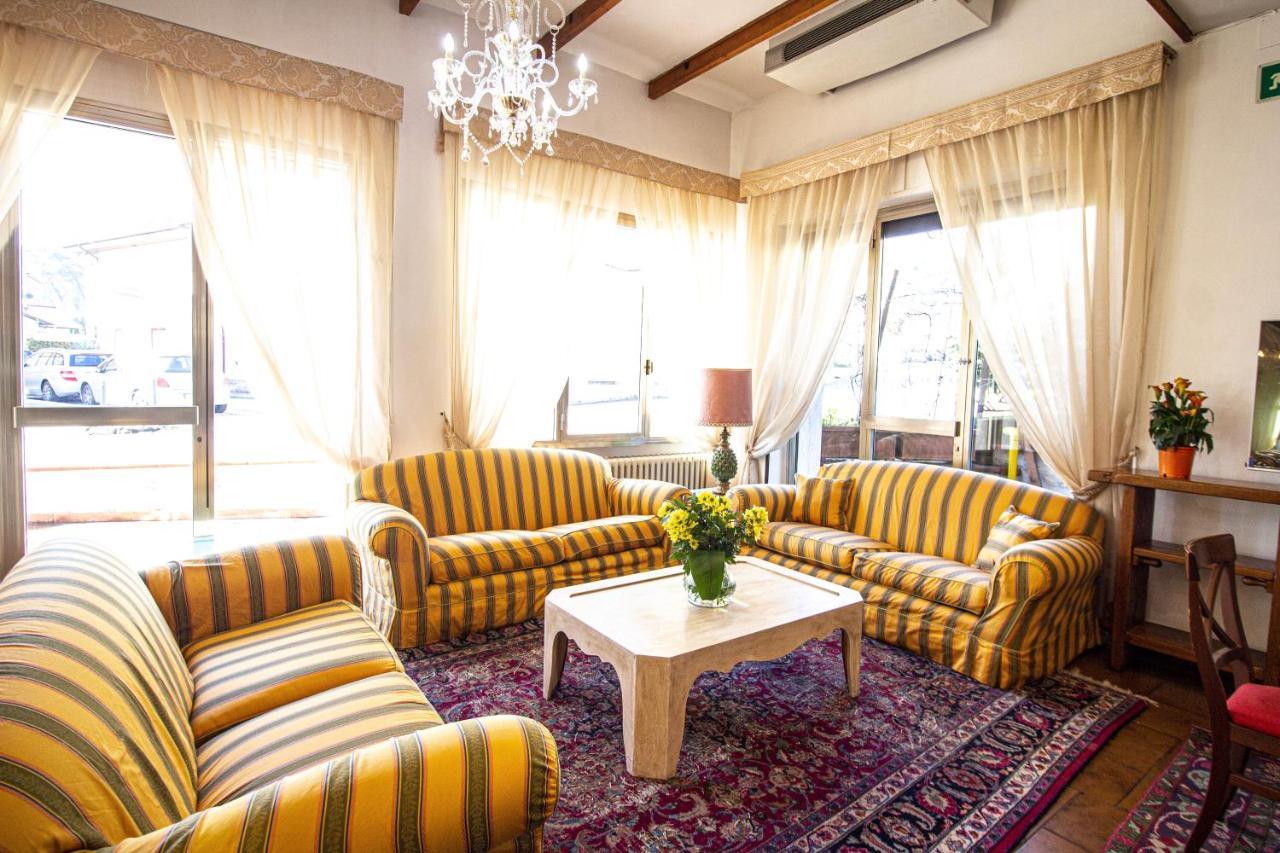 Hotel Prime - Montecatini エクステリア 写真