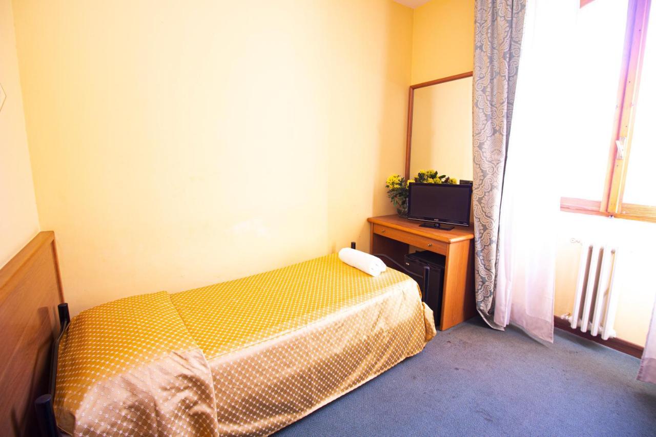 Hotel Prime - Montecatini エクステリア 写真
